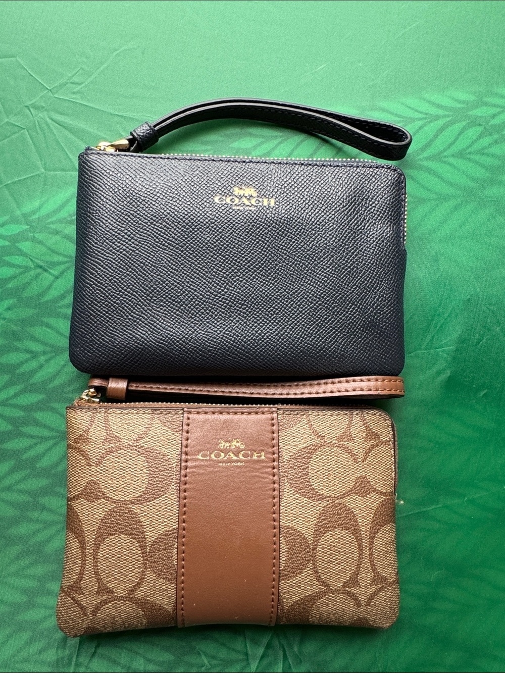 Coach Two-Piece Wristlet Set — Black & Signature Brown